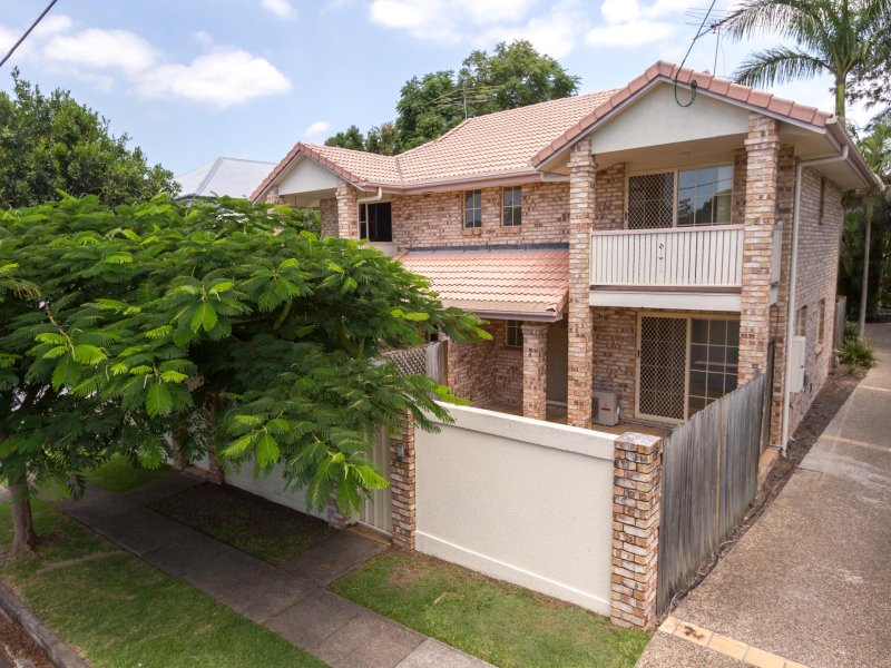 2/38 Salt Street, Windsor, Qld 4030 Property Details