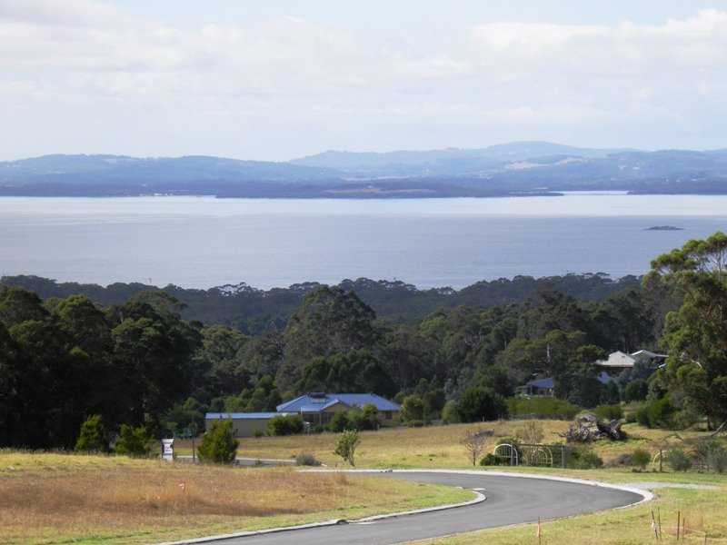 11 Tomkin Drive, Shadforth, WA 6333 - realestate.com.au