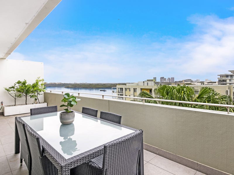 647/30 Baywater Drive, Wentworth Point, NSW 2127