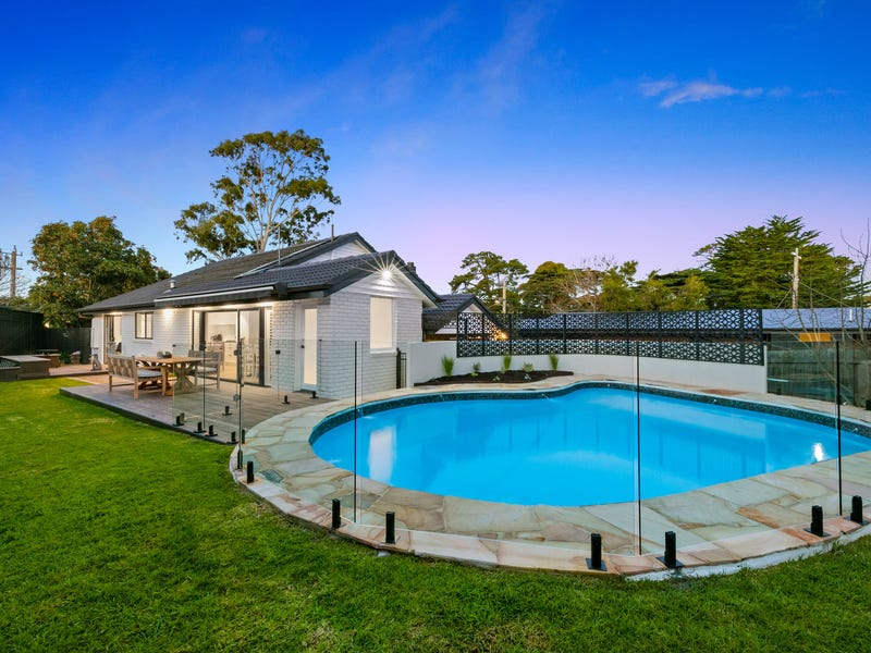 34 Tallis Drive Mornington Vic 3931 Realestate Com Au