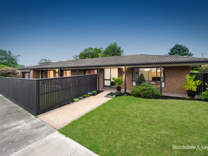 20 Dunsmore Road, Highton, VIC 3216