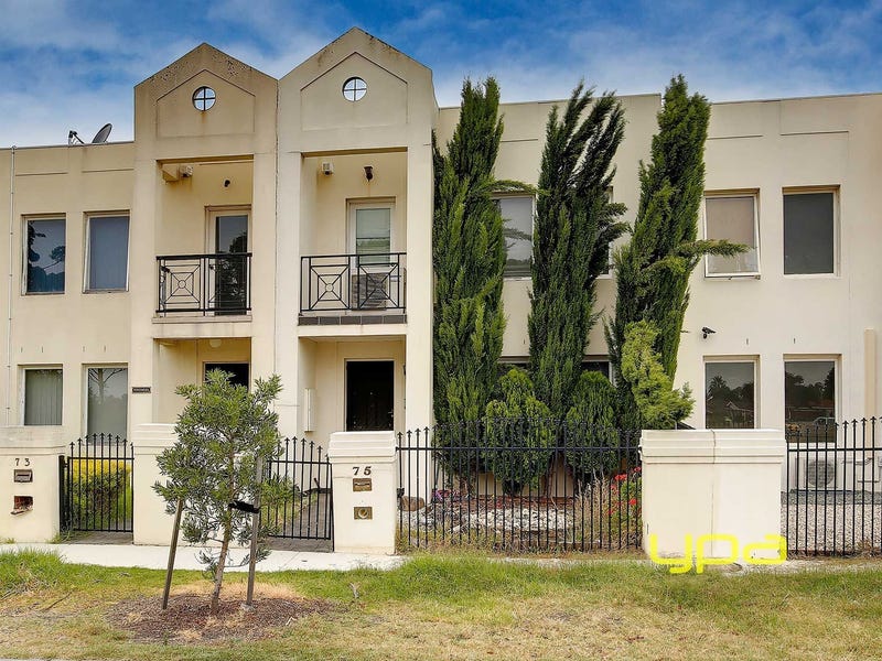 75 Rossiter Avenue, Roxburgh Park, VIC 3064