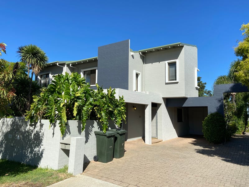 2/9 Lockhart Street, Como, WA 6152