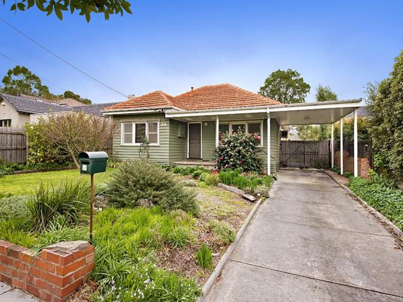 49 Hall Street, Mckinnon, VIC 3204 - realestate.com.au