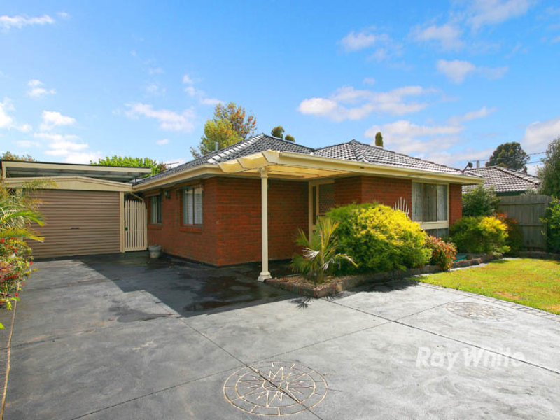 11 Clairmont Avenue, Cranbourne, Vic 3977 Property Details