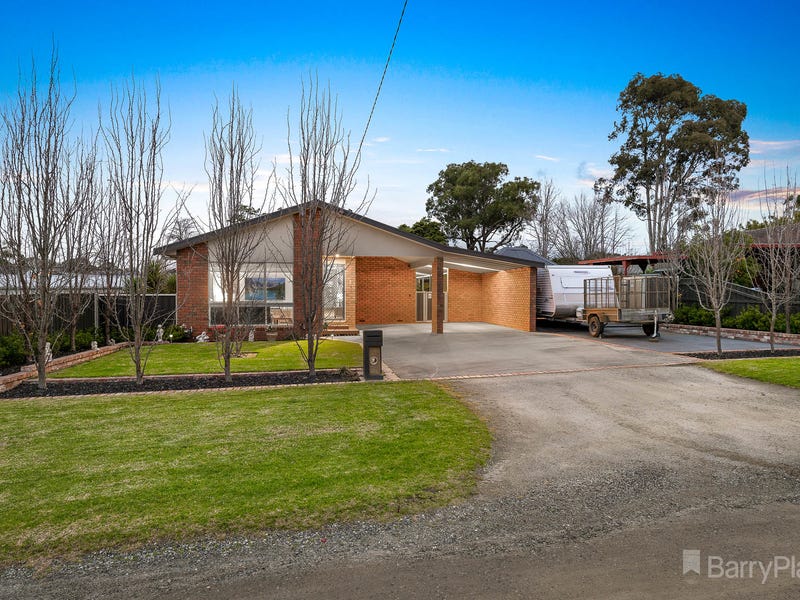 1 Hilltop Avenue, Bunyip, Vic 3815 House for Sale
