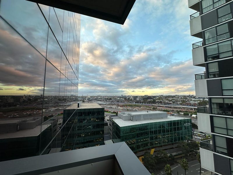 1402-3-aquitania-way-docklands-vic-3008-property-details