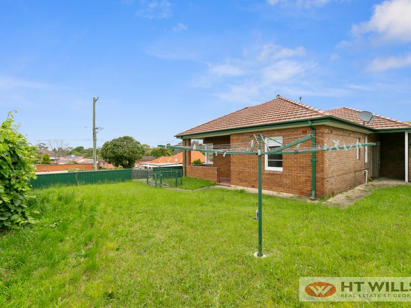 10 Durham Street, Carlton, NSW 2218 Property Details