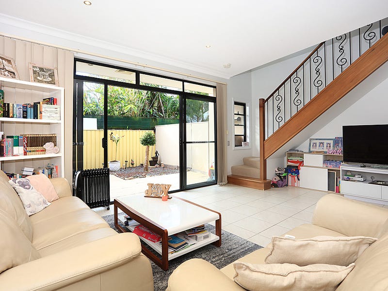 26/7 Elliott Street, Surfers Paradise, QLD 4217