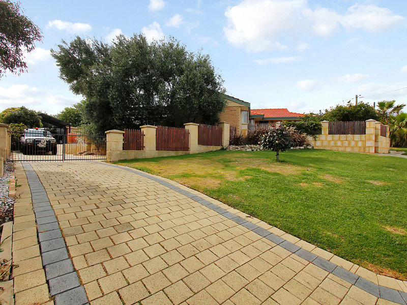 33 Frigate Cres, Yanchep, WA 6035