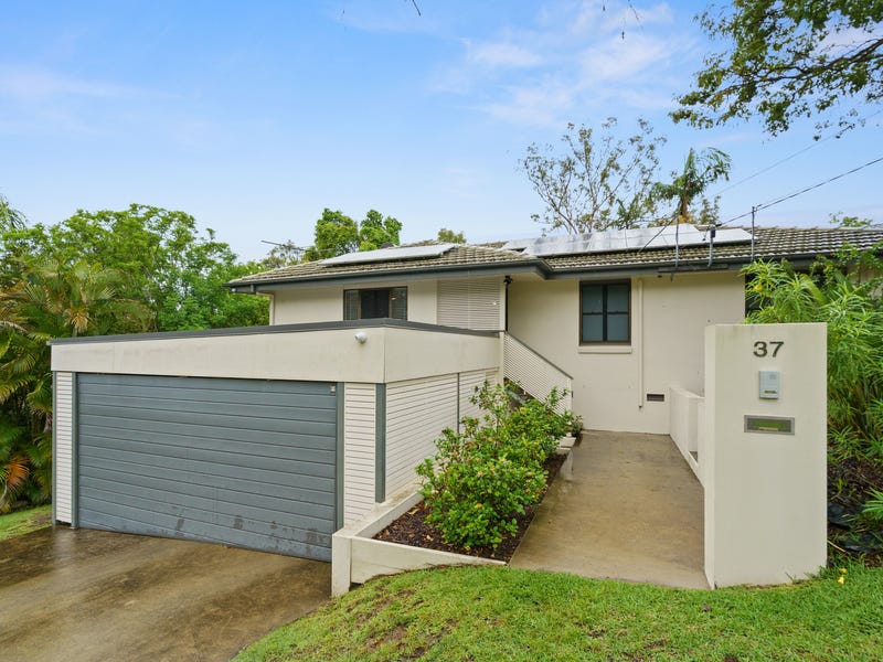 37 Burchell Street, Carina, QLD 4152