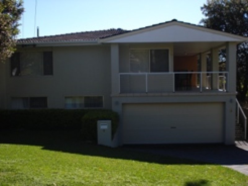 5 Laycock Street, Carey Bay, NSW 2283