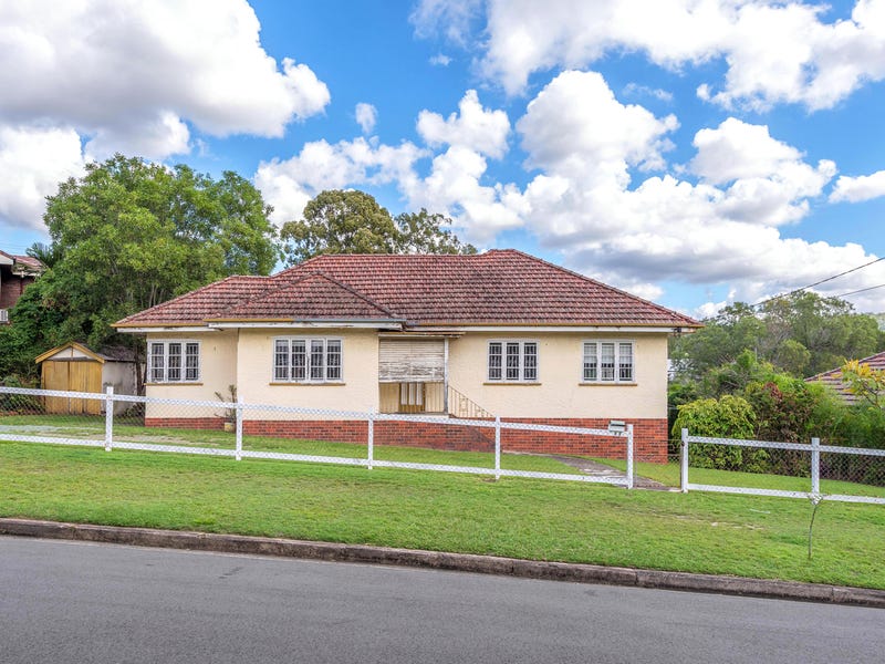 82 Mareeba Road, Ashgrove, Qld 4060 Property Details