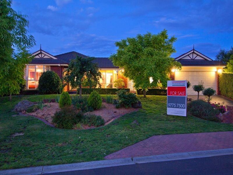 9 Hazeldene Place, Langwarrin, Vic 3910 Property Details