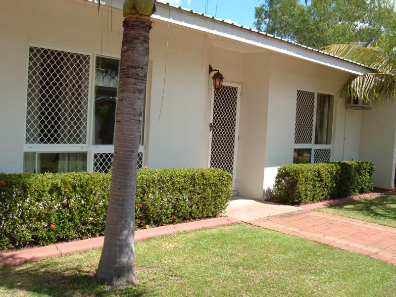 2/81 Dwyer Circuit, Driver, NT 0830