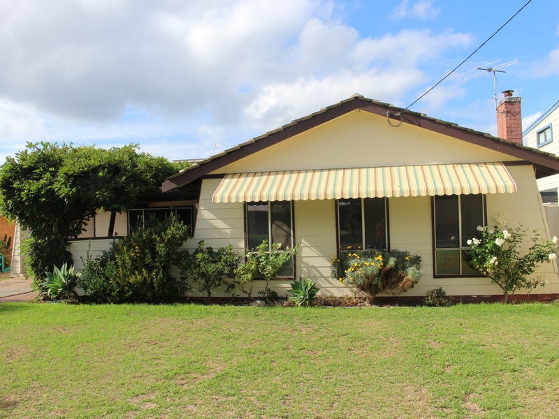 131 Gifford Road, Dunsborough, WA 6281