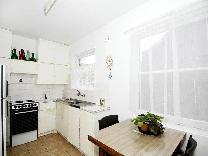 2/14 Lugar Street, Bronte, NSW 2024 Property Details