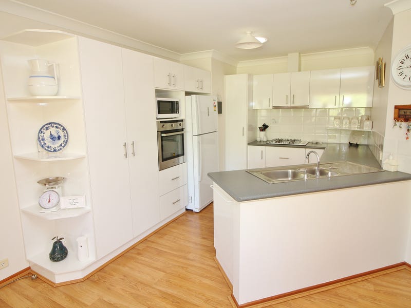 24 School Street, Hanwood, NSW 2680 Property Details