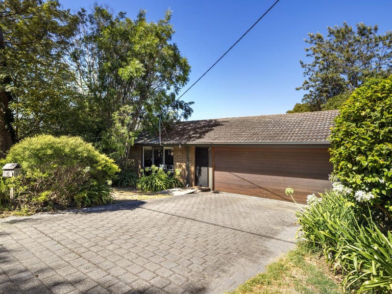 10 Bonnyview Road, Mount Eliza, VIC 3930