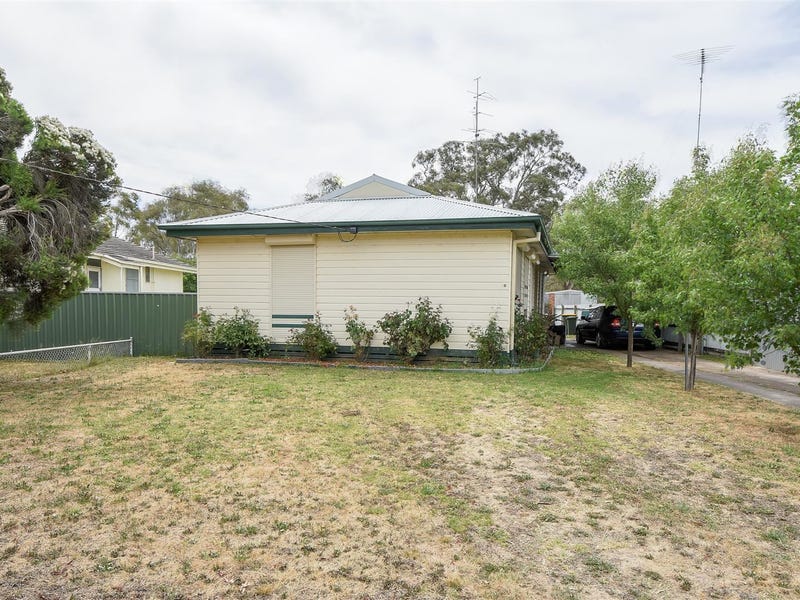 48 Orme Street, Edenhope, Vic 3318 Property Details