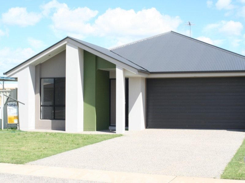 53 Mayfair Drive, Emerald, QLD 4720