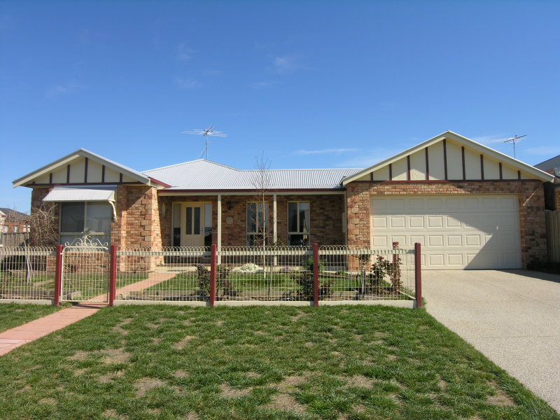 5961 Country Gardens Drive, Lara, VIC 3212