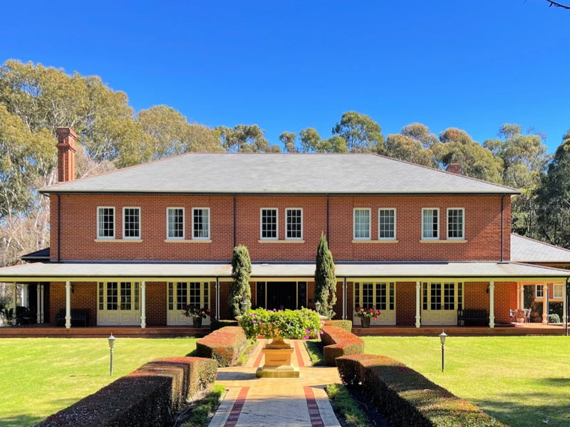 2045 Roland Road, Parkerville, WA 6081