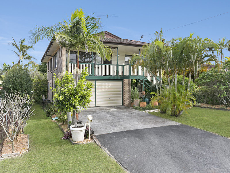 16 Wilkie Street, Redland Bay, QLD 4165