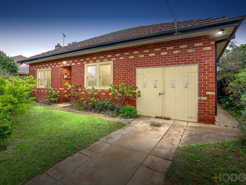 14 College Road, Werribee, Vic 3030 House for Sale