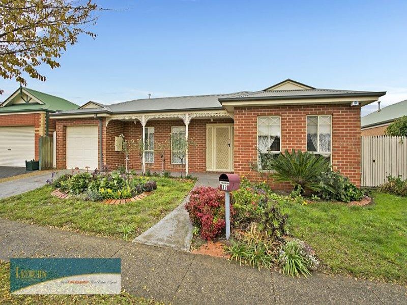 32 Thornton Avenue, Sunbury, Vic 3429 - Property Details