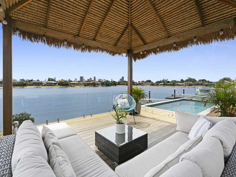 40 Rumrunner Street, Mermaid Waters, QLD 4218