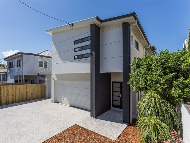 34 Rock Street, Scarborough, Qld 4020 Property Details