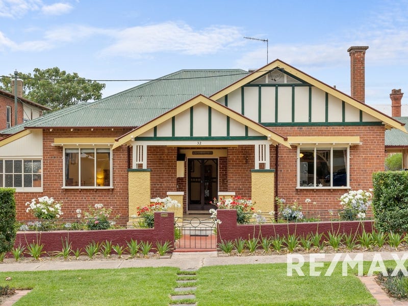 32 Belmore Street, Junee, NSW 2663 House for Sale