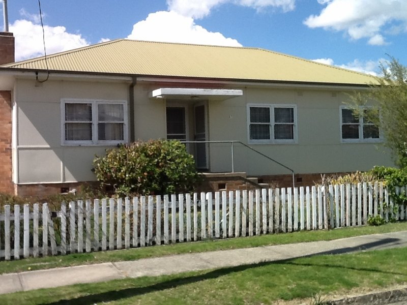 67 Enfield Avenue, Lithgow, NSW 2790