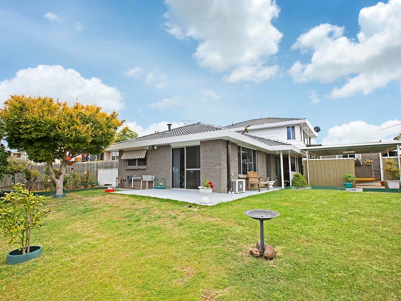 52 Oberon Drive, Belmont, Vic 3216 Property Details