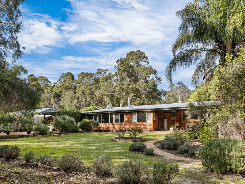 1530 Lion Street, Mount Helena, WA 6082