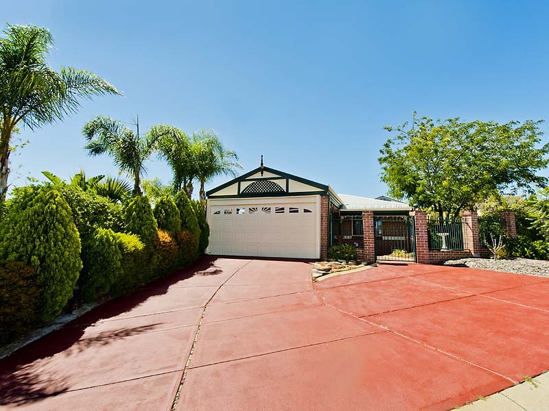 4 Ridgehaven Court, Canning Vale, WA 6155