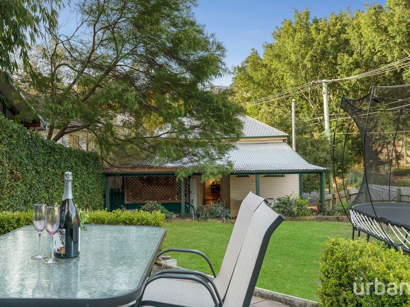 36 Warburton Street, Bardon, Qld 4065 Property Details