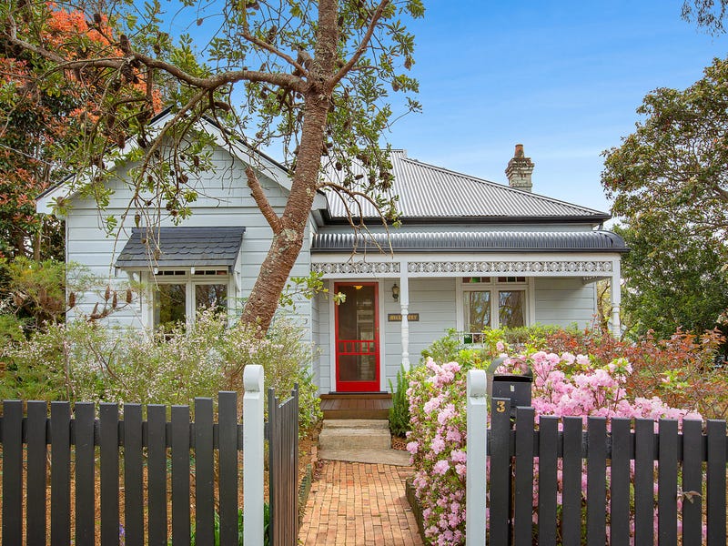 3 Charles Street, Springwood, NSW 2777 House for Sale