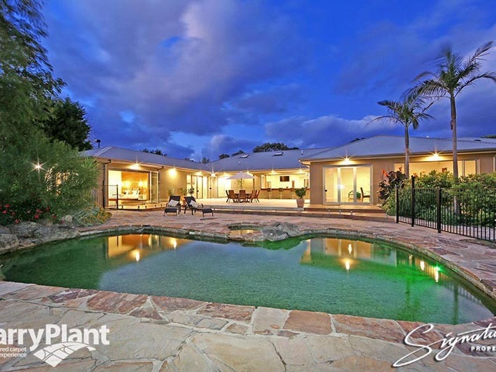 4 Norris Road, Rowville, Vic 3178 Property Details