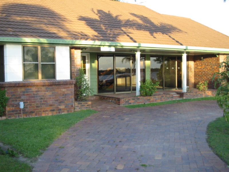 5 Timothy Esp, Beachmere, QLD 4510