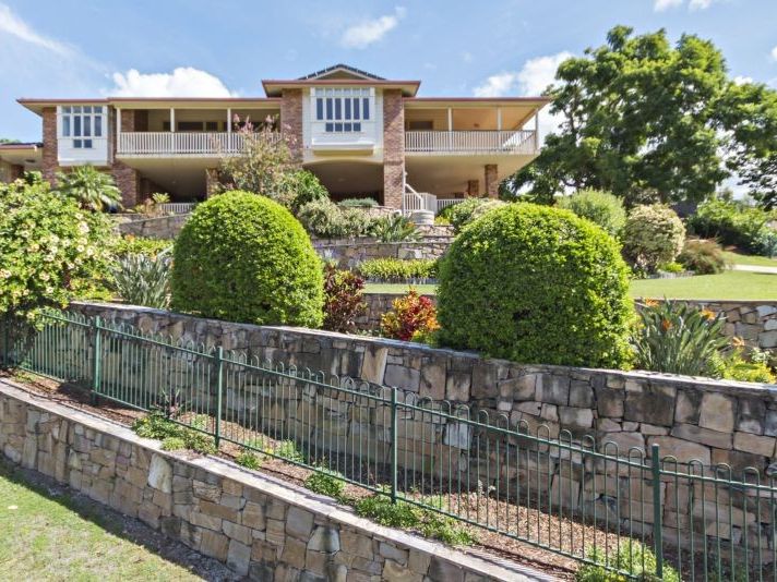 3 Sachs Court, Kenmore, Qld 4069 Property Details