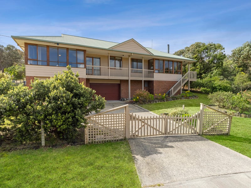 18 Cowan Avenue, Fairhaven, Vic 3231 Property Details