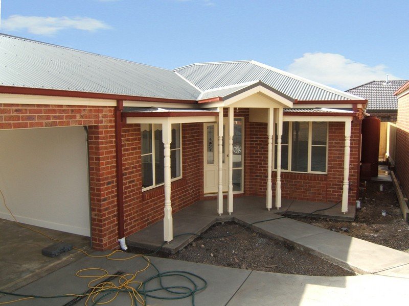 2/51 Reserve Road, Grovedale, Vic 3216 Property Details