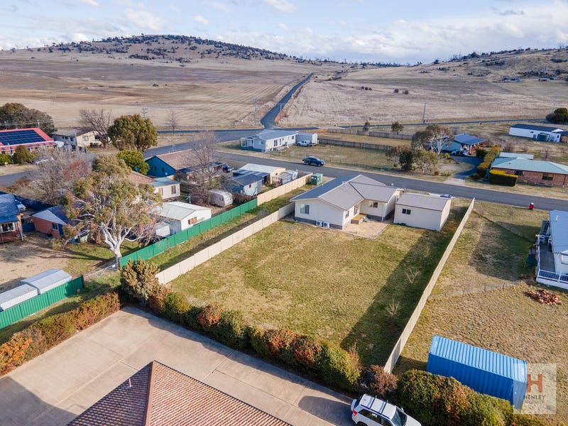 9 Robert Street, Berridale, NSW 2628