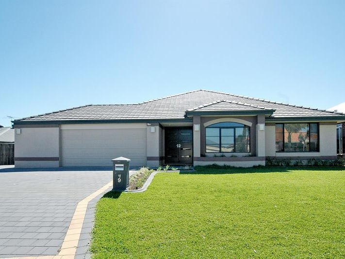 9 Wester Cres, Quinns Rocks, WA 6030