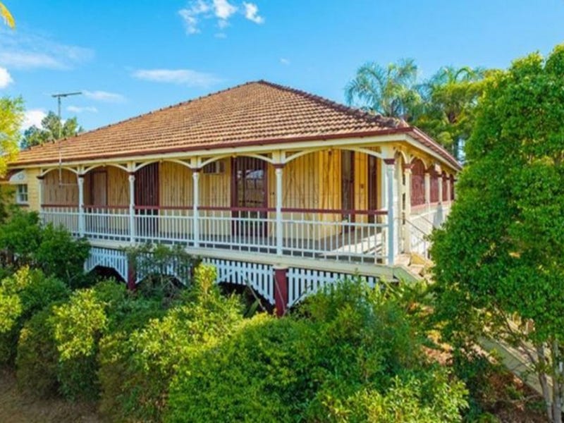 12 Pine Mountain Road, North Ipswich, QLD 4305