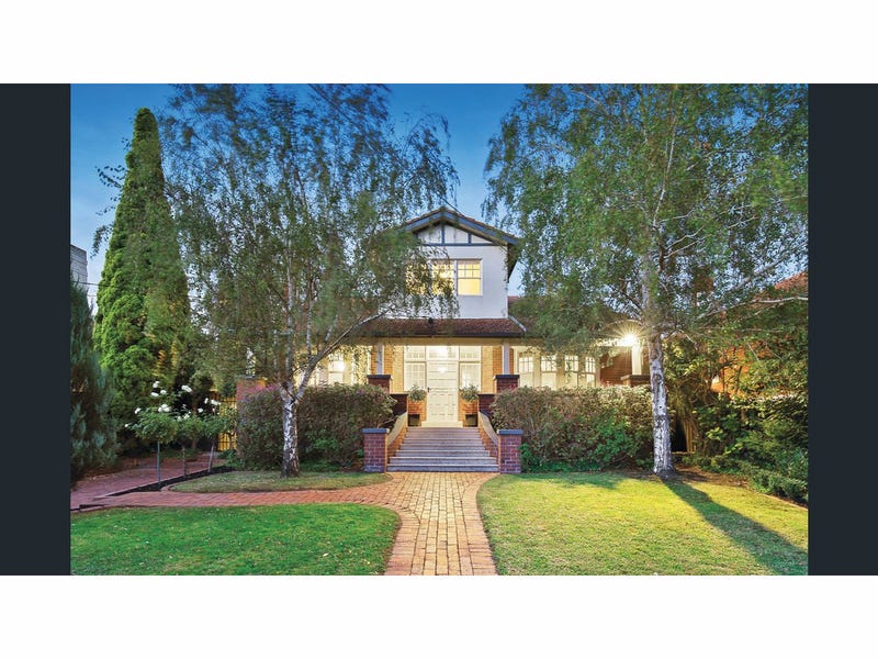 18 Miller Grove, Kew, VIC 3101