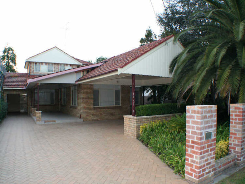 8 Nepean Avenue, Penrith, NSW 2750 Property Details