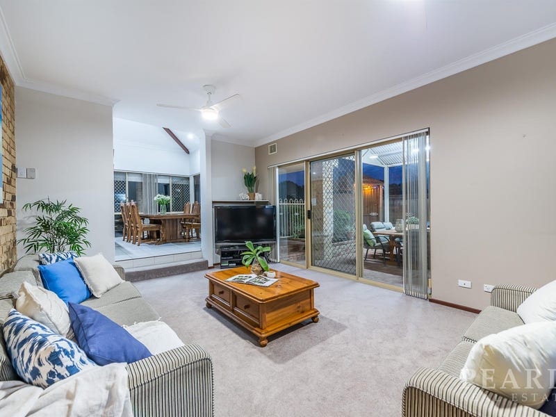 11 Northwood Way, Kallaroo, WA 6025